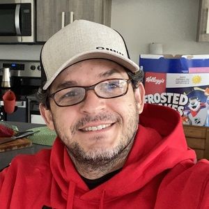 Meet your Posher, Eric